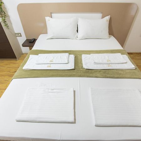 4 Rooms Apartments Ni Kültér fotó