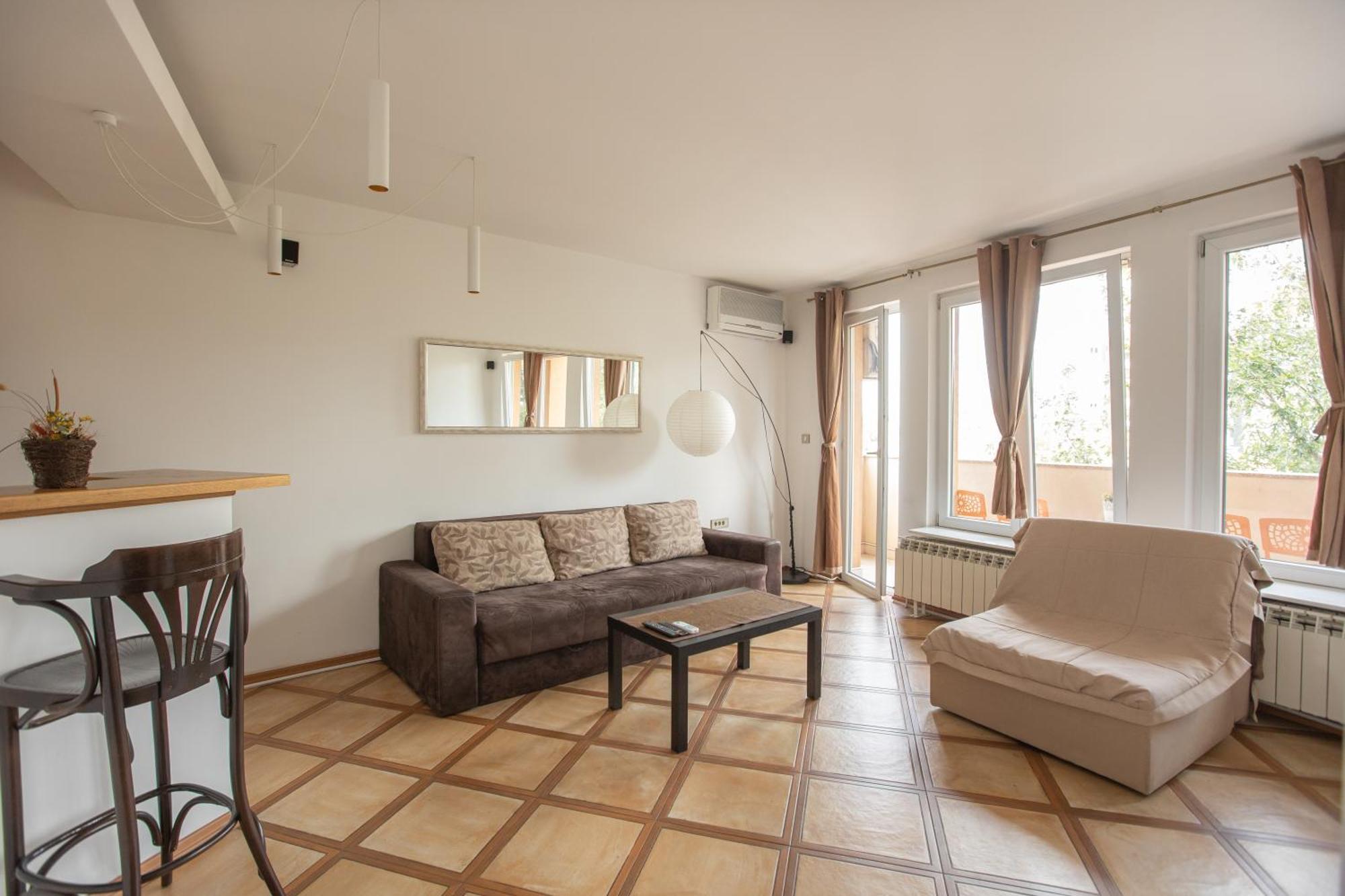 4 Rooms Apartments Ni Kültér fotó