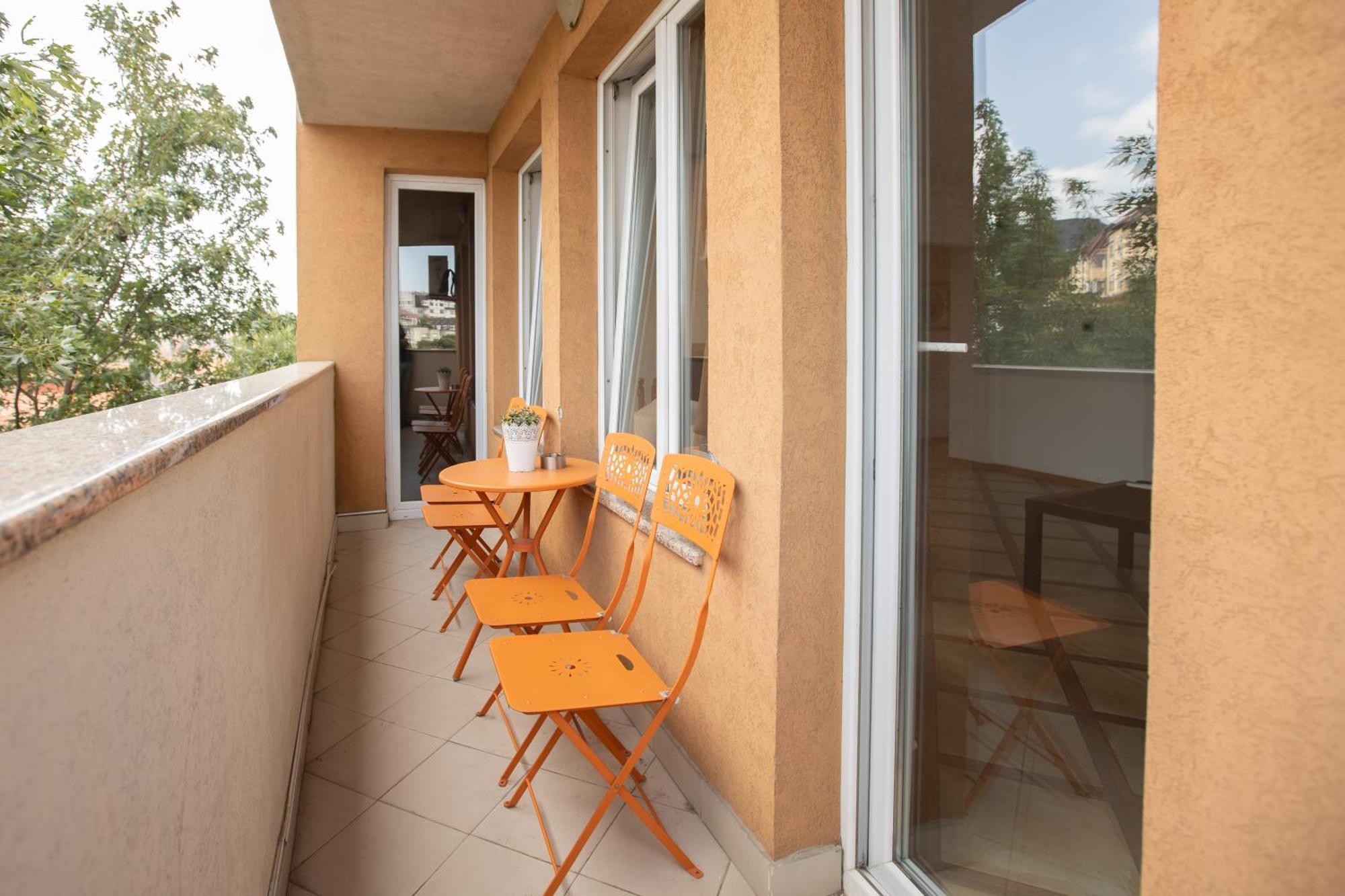 4 Rooms Apartments Ni Kültér fotó