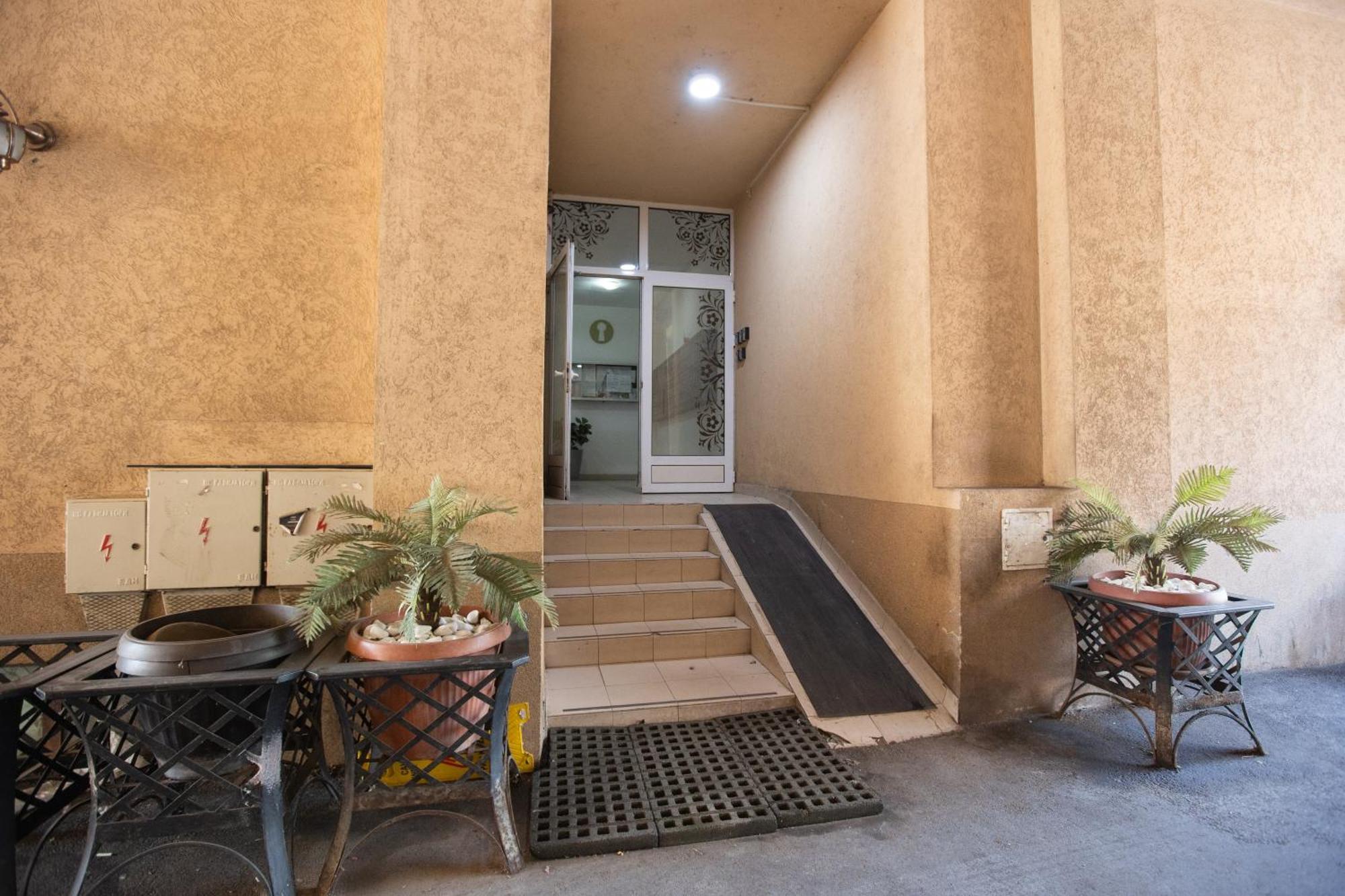 4 Rooms Apartments Ni Kültér fotó