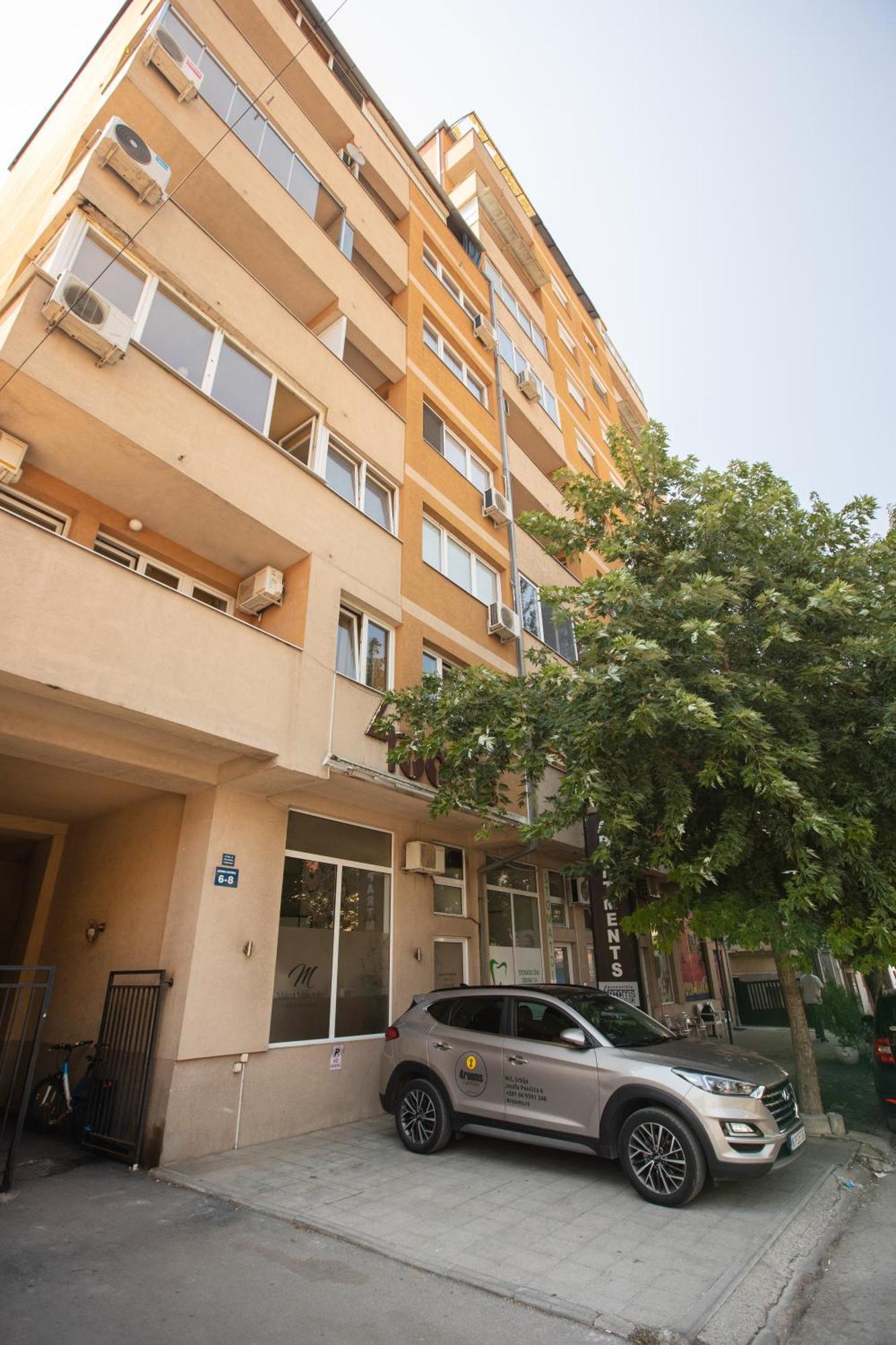 4 Rooms Apartments Ni Kültér fotó