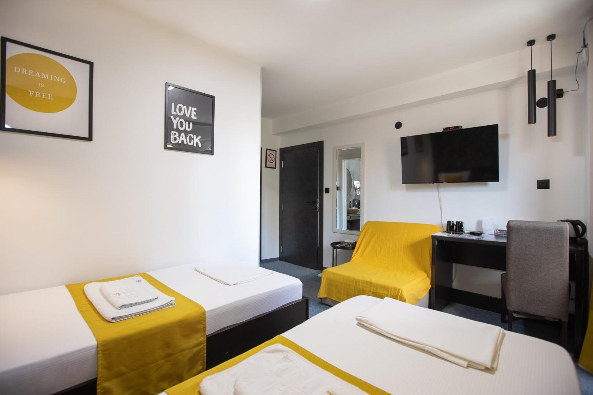 4 Rooms Apartments Ni Kültér fotó