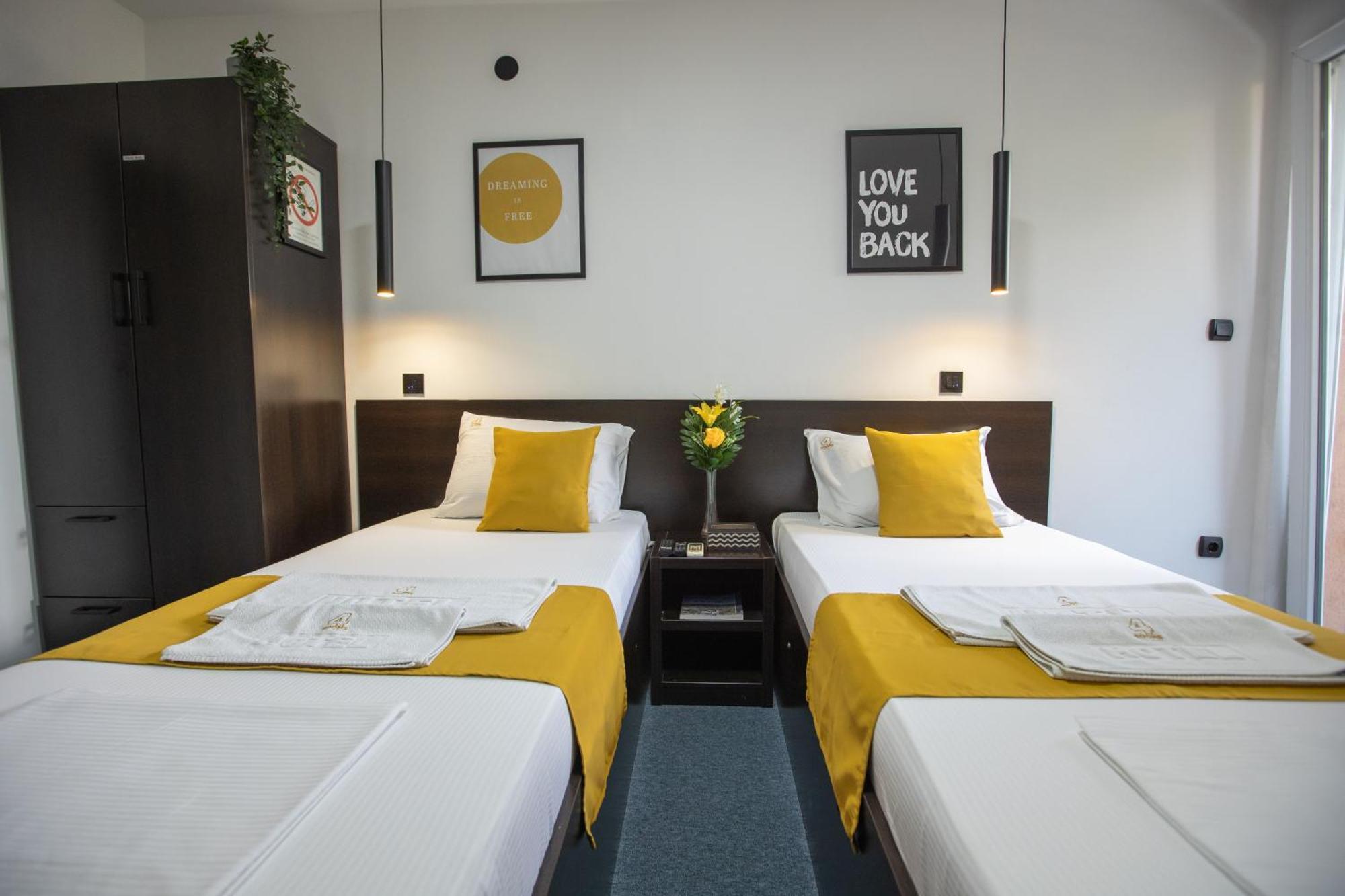 4 Rooms Apartments Ni Kültér fotó