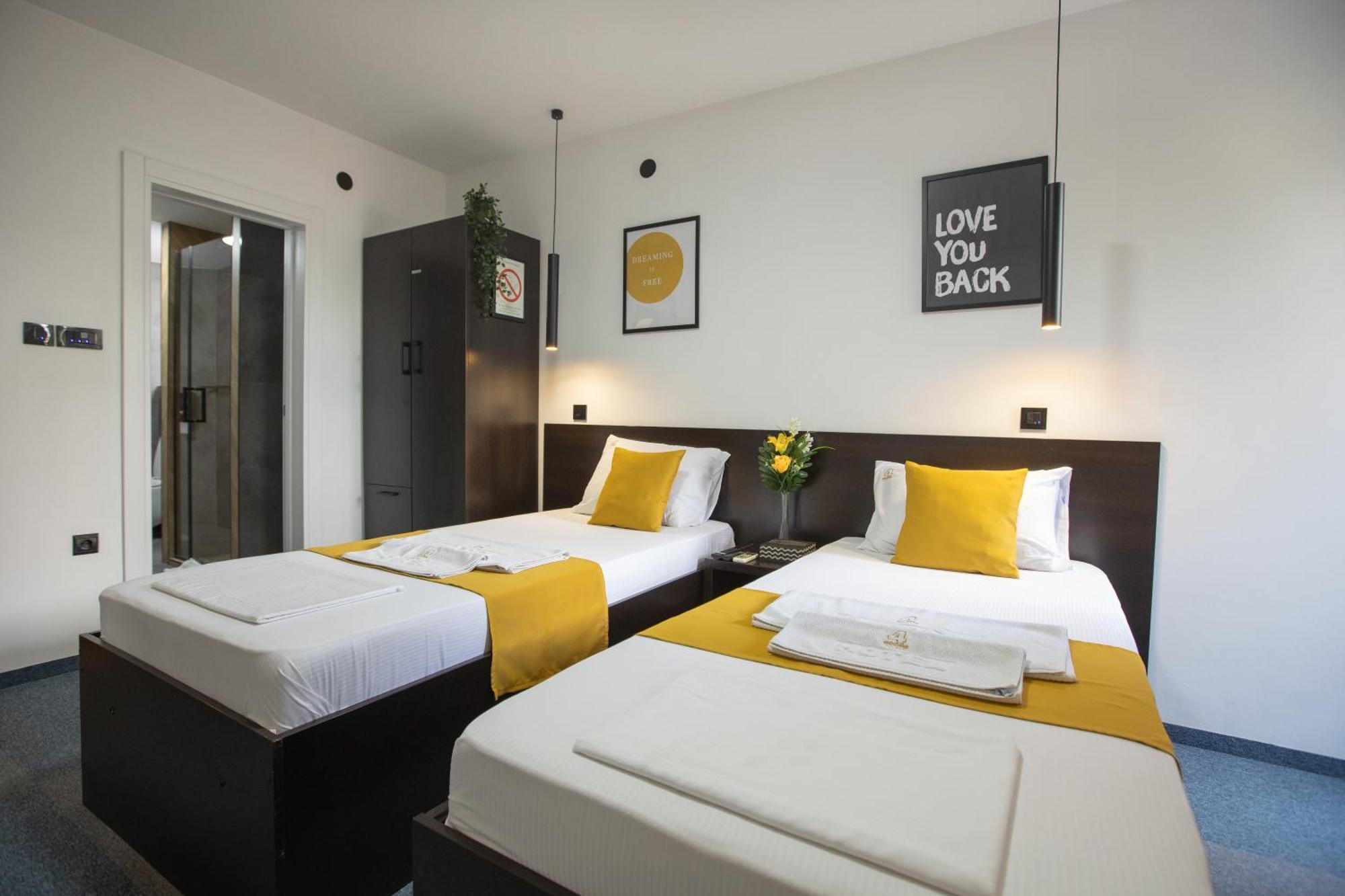 4 Rooms Apartments Ni Kültér fotó