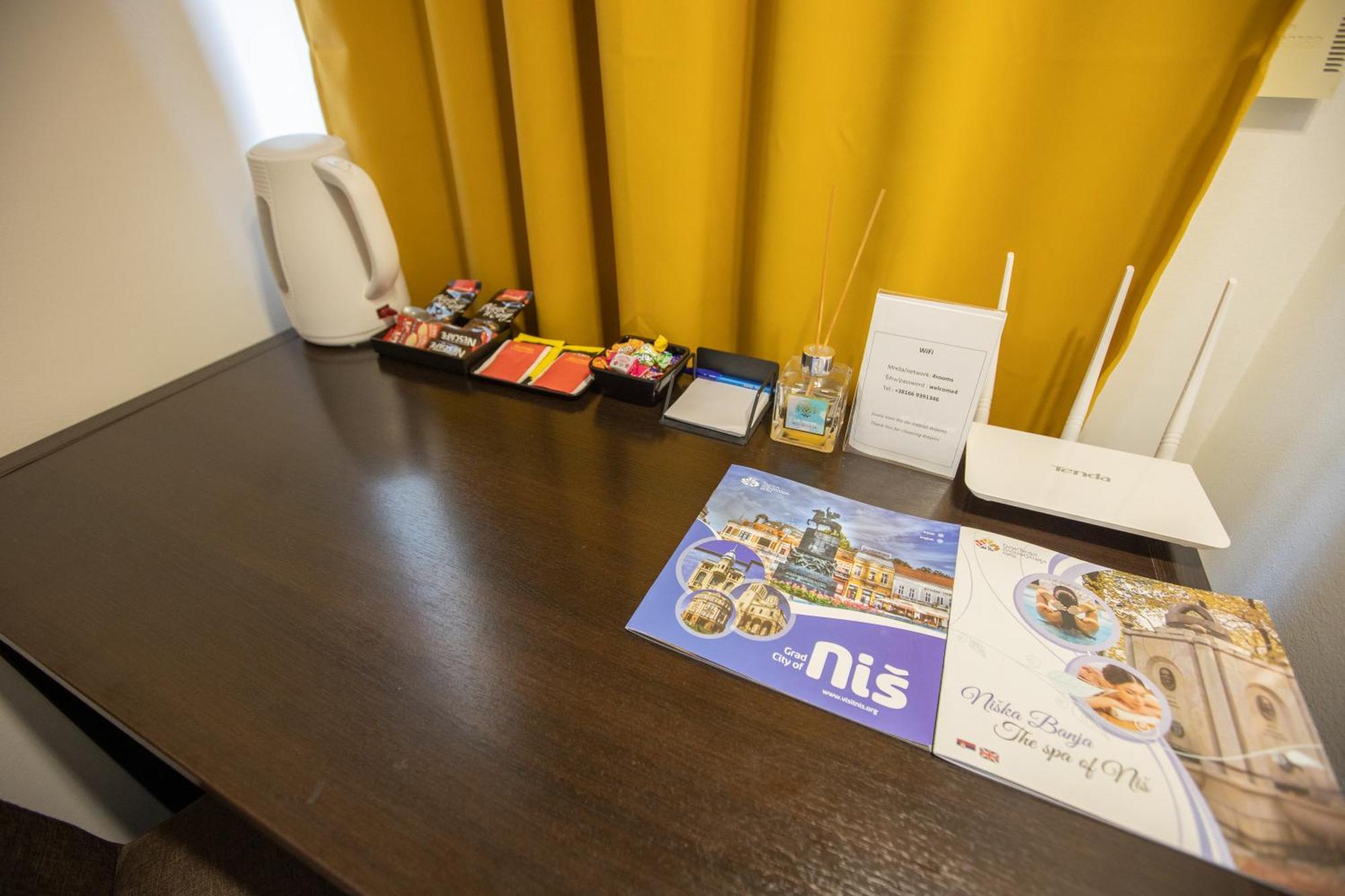 4 Rooms Apartments Ni Kültér fotó