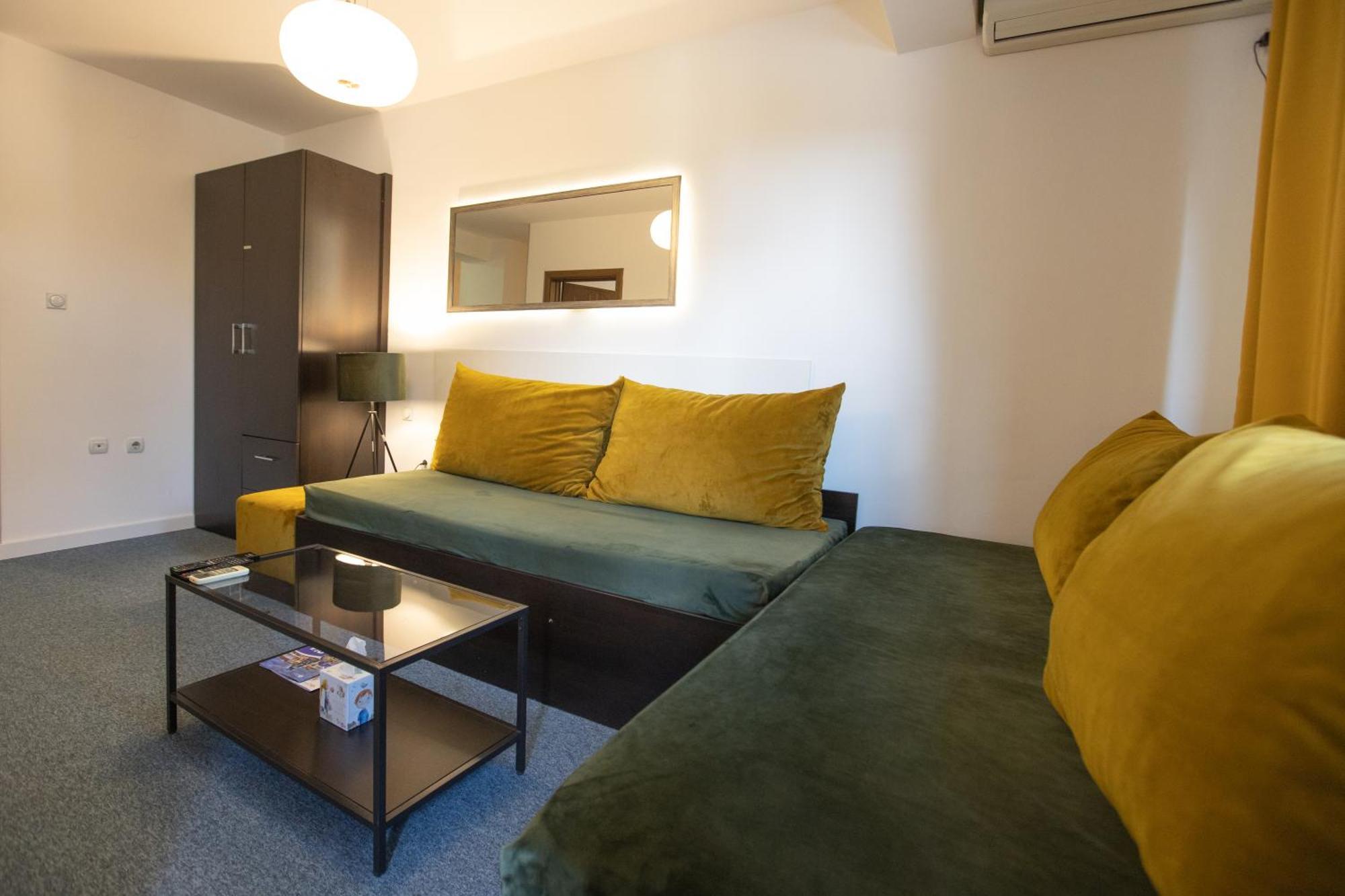 4 Rooms Apartments Ni Kültér fotó