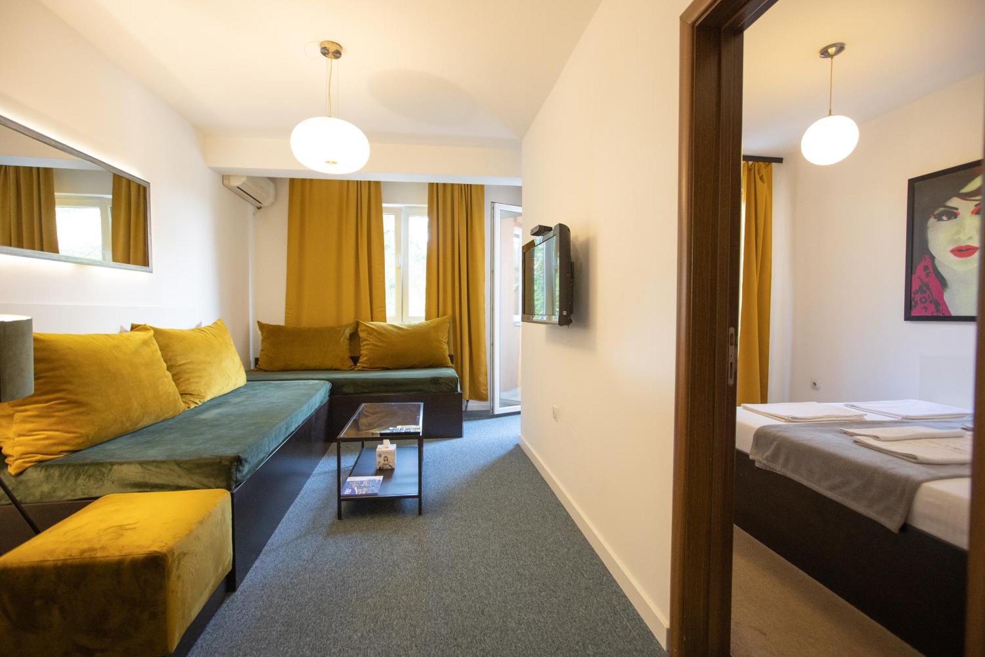 4 Rooms Apartments Ni Kültér fotó