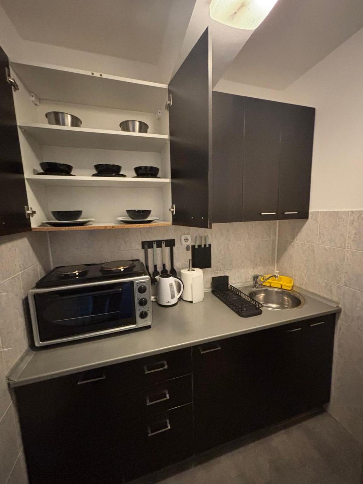 4 Rooms Apartments Ni Kültér fotó
