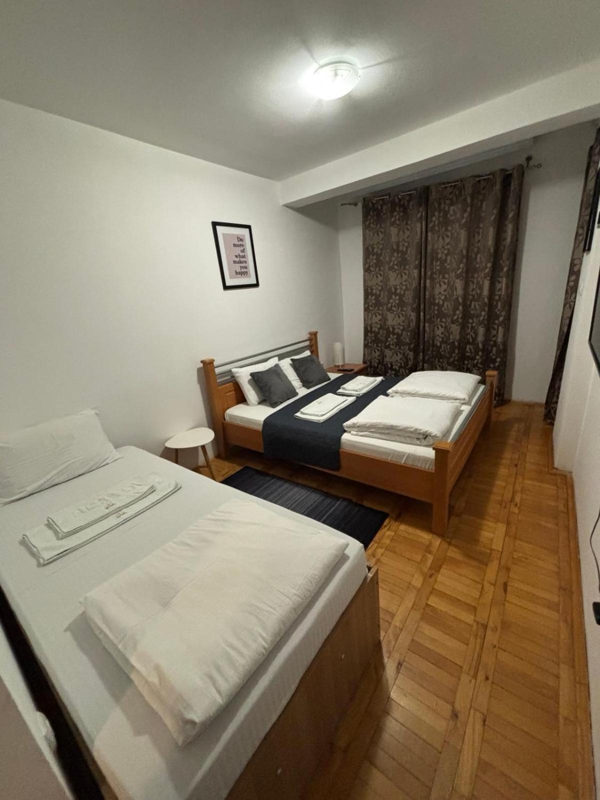 4 Rooms Apartments Ni Kültér fotó