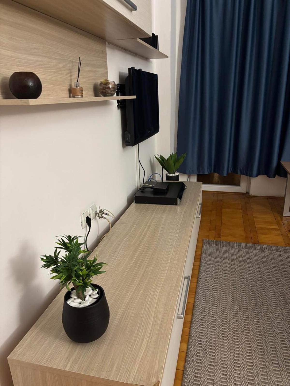 4 Rooms Apartments Ni Kültér fotó